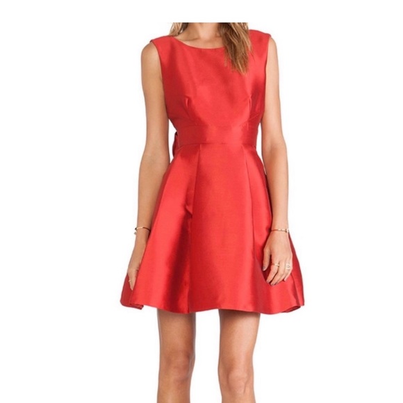 Kate Spade size 8 Fit and Flare backless dress with bow - Picture 1 of 6